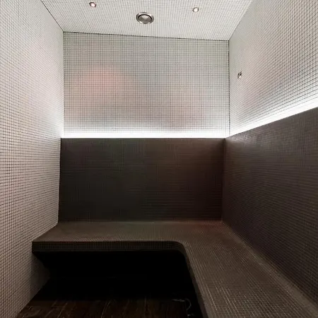 La Fondation Hotel Paris