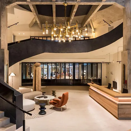 La Fondation Hotel