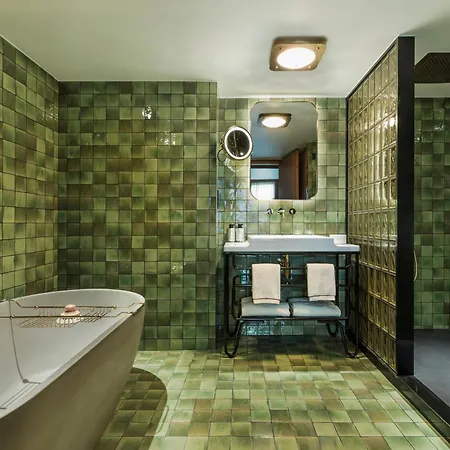 La Fondation Hotel Paris